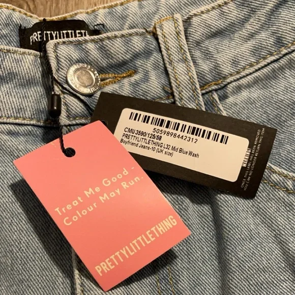 NWT/NIB Pretty Little Thing (PLT) Mid-Blue Wash Boyfriend Jeans US 6 - Picture 4 of 5